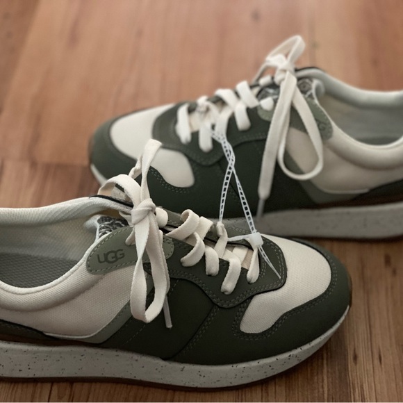 UGG Womens Green and Ivory Sneakers with Cushioned Midsole- New - Picture 4 of 8